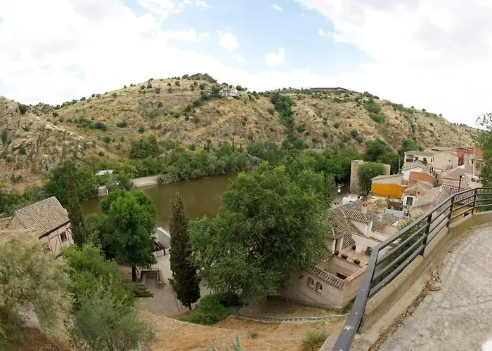 Apartment Tranquilo E Ideal Parejas, Con Bonitas Vistas De Y Fantastica Ubicacion Toledo